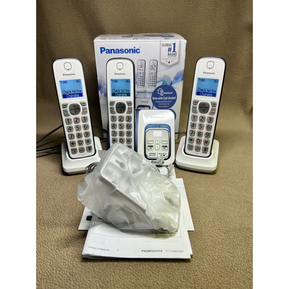 Panasonic KX-TGD560 Link2Cell Cordless Phone System 3 Handsets Bluetooth White